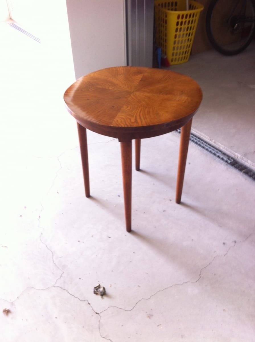 Small table with two armcahirs 1940’s Jane Harman storage and furniture restoration in Florence